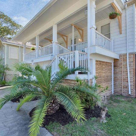 2 Kitchens,2 Living Rooms,4 Bedrooms-Close To All! Galveston Exterior photo