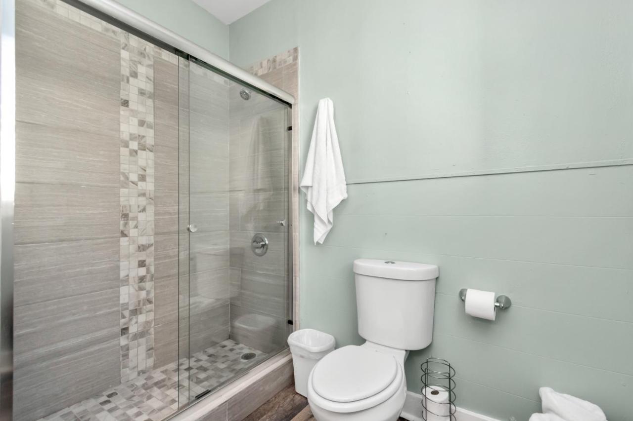 2 Kitchens,2 Living Rooms,4 Bedrooms-Close To All! Galveston Exterior photo